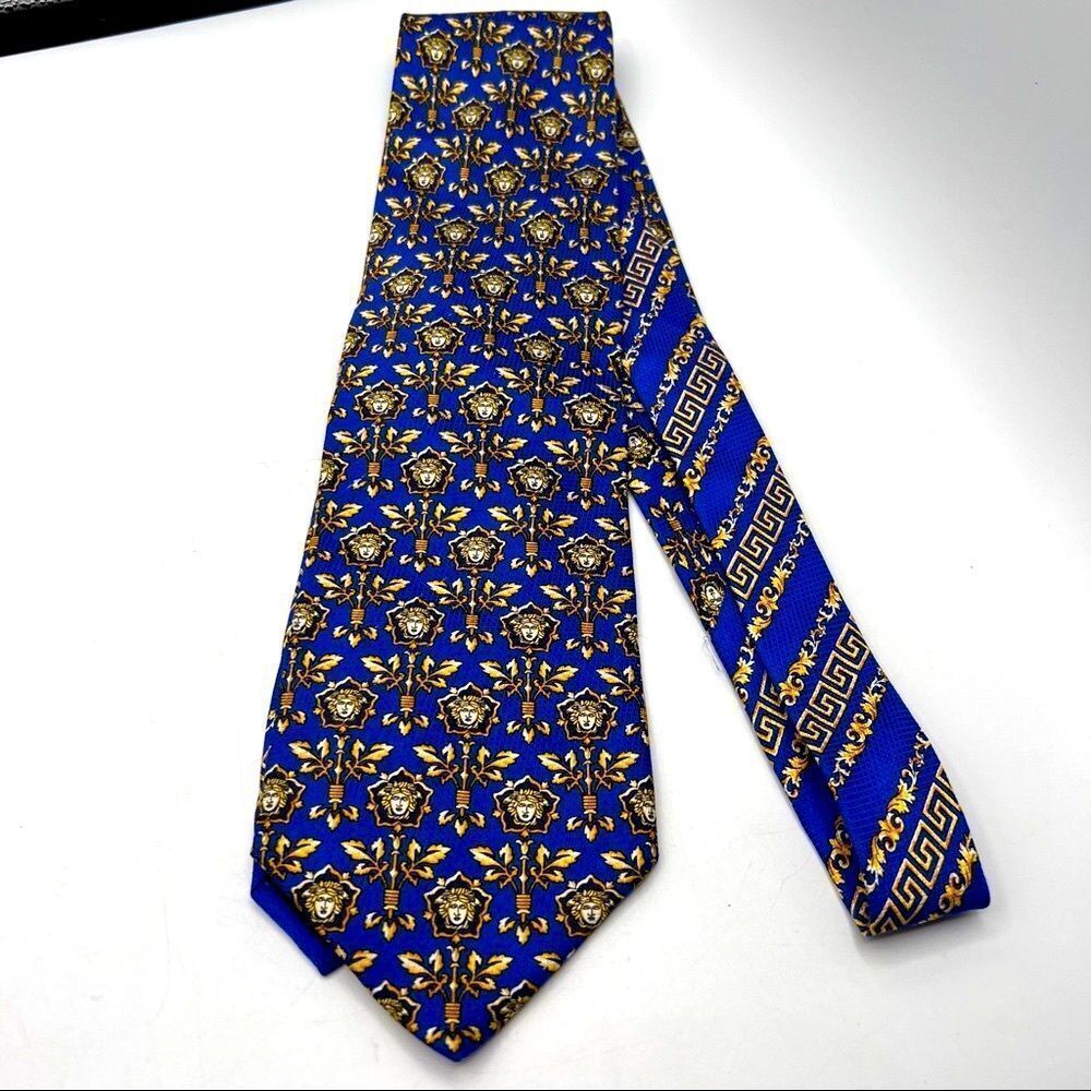Gianni Versace Vintage Rare Baroque Grecca print tie with Medusa head blue gold